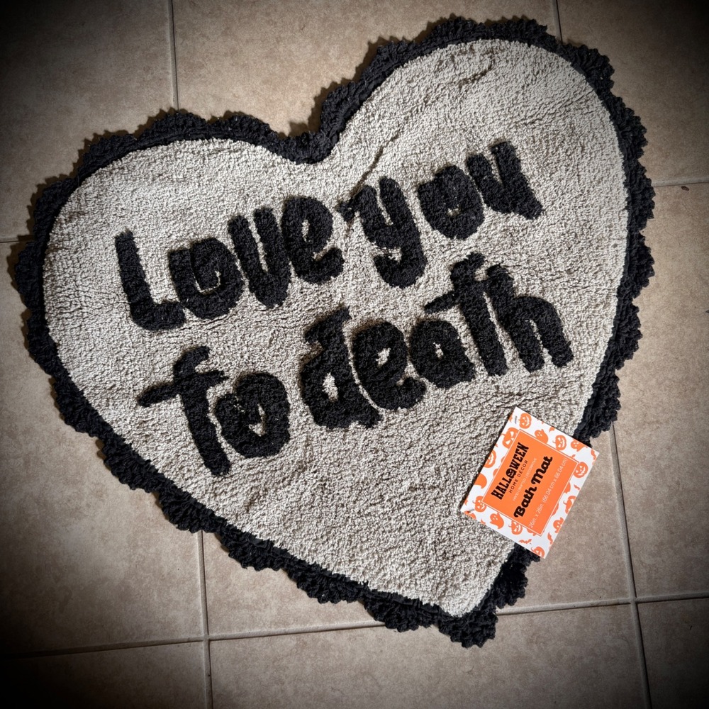 Halloween Home Decor Love You To Death Heart Bath Mat Black Gray 26x26 NWT